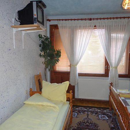 Family Hotel Ecorelax Madzhare Luaran gambar