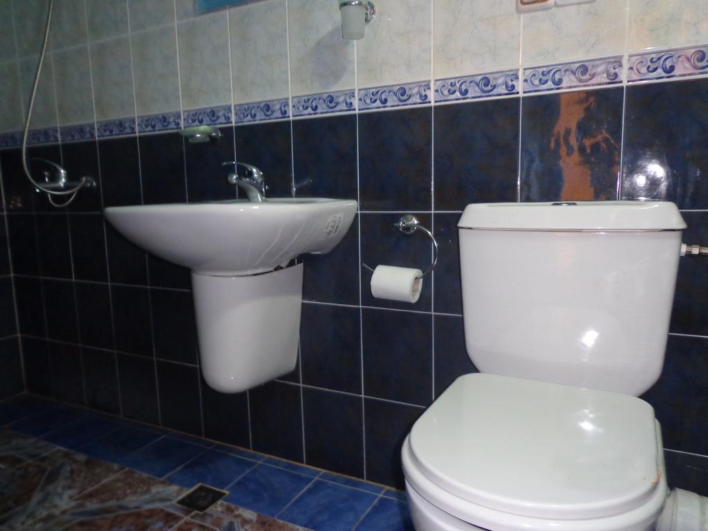 Family Hotel Ecorelax Madzhare Luaran gambar