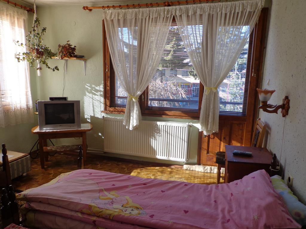 Family Hotel Ecorelax Madzhare Luaran gambar